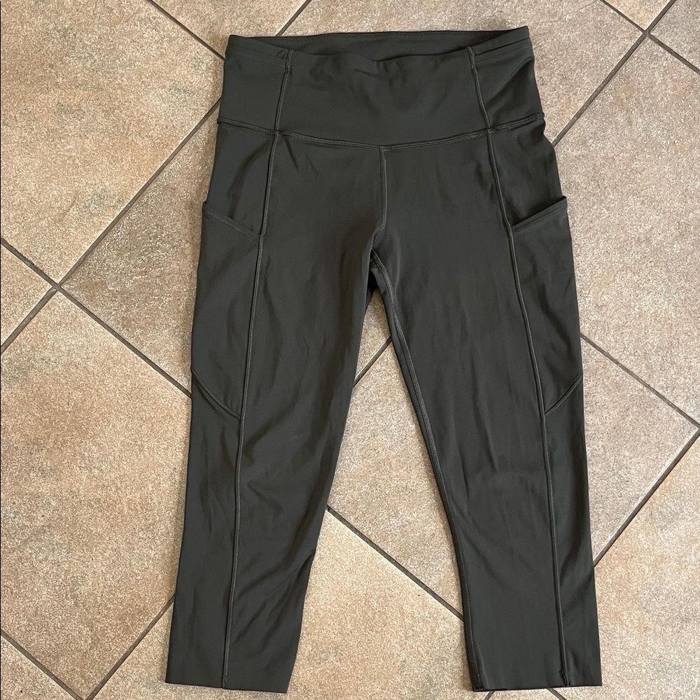 Lululemon Fast and Free Crop II 19" *Non-Reflective - Dark Olive Green - Size 6